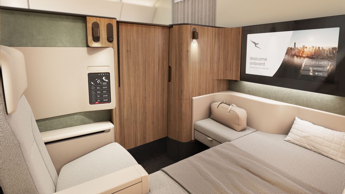 Qantas Mistakenly Sells First-Class Tickets at 85% Discount