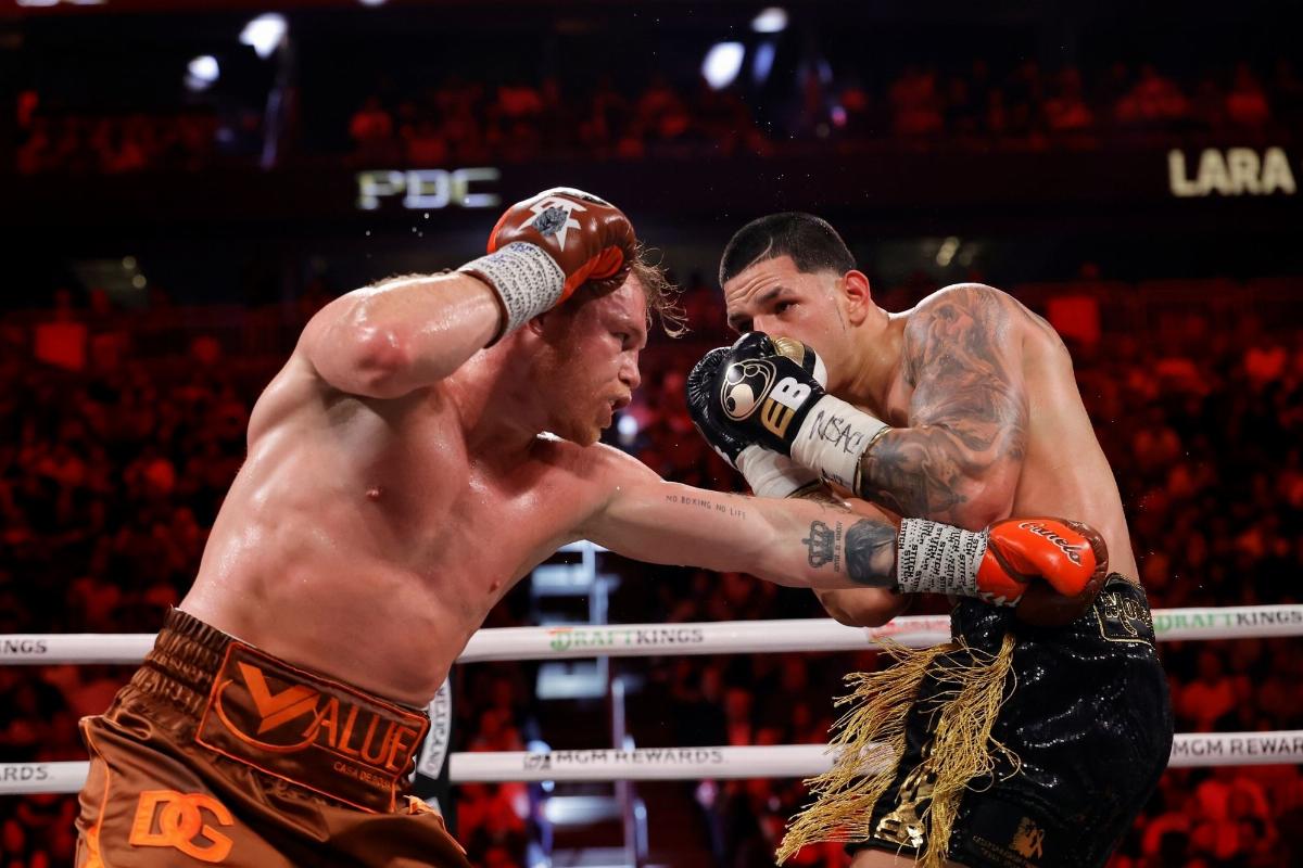 Saul 'Canelo' Alvarez Defeats Edgar Berlanga to Retain Super Middleweight Titles