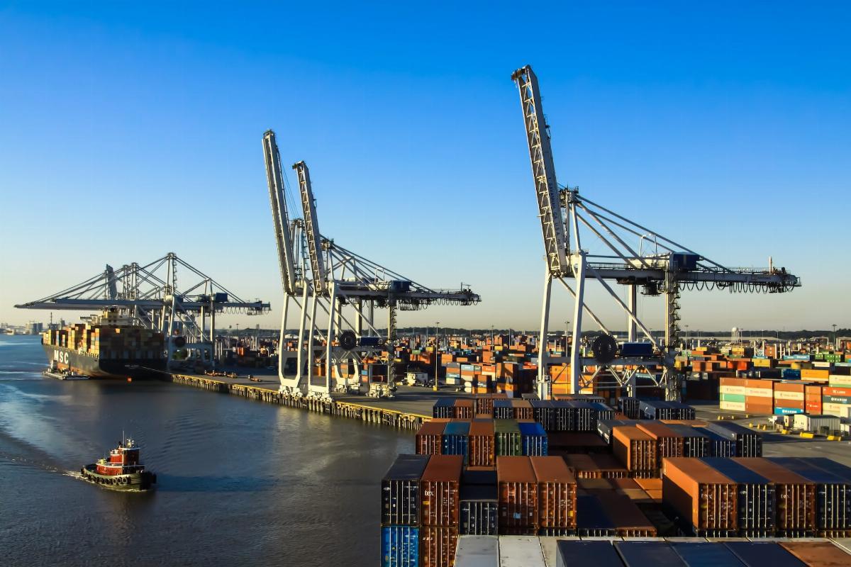 Looming port strikes on East Coast and Gulf threaten supply chain disruption