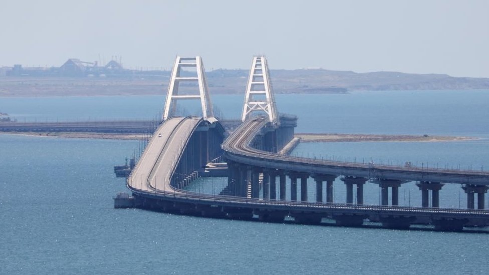 Ukraine considers major campaign to target Kerch bridge in Crimea amid escalating conflict