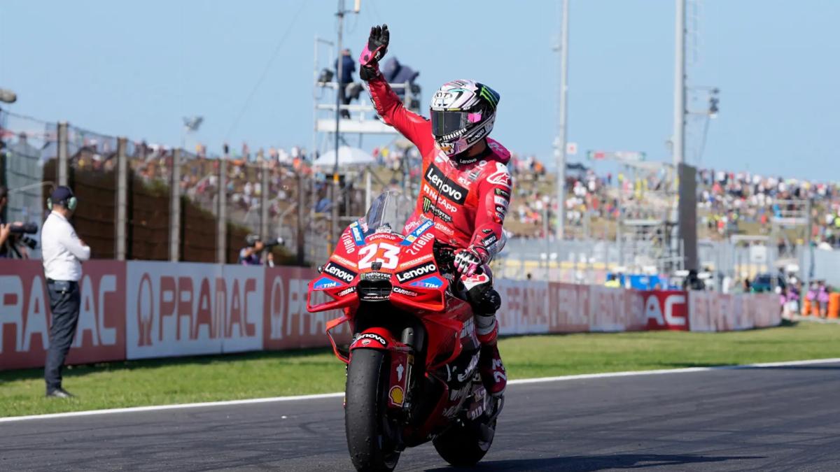 Bastianini wins Emilia-Romagna MotoGP as Martin extends championship lead