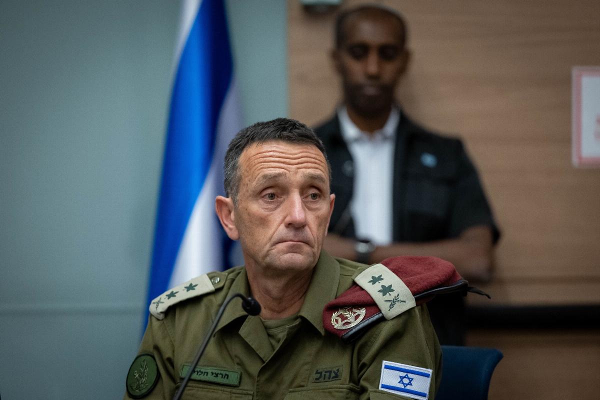 Israeli army chief vows to hit anyone who threatens Israelis