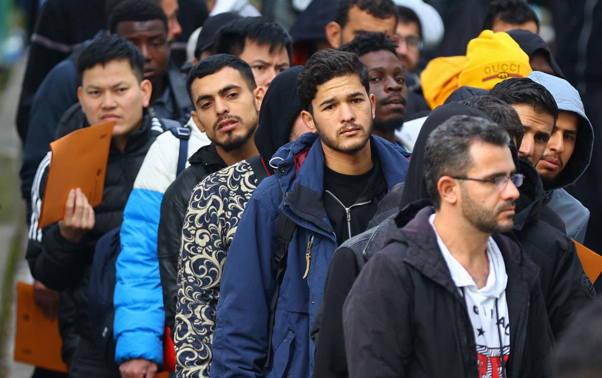 Germany reports record high number of refugees in 2024