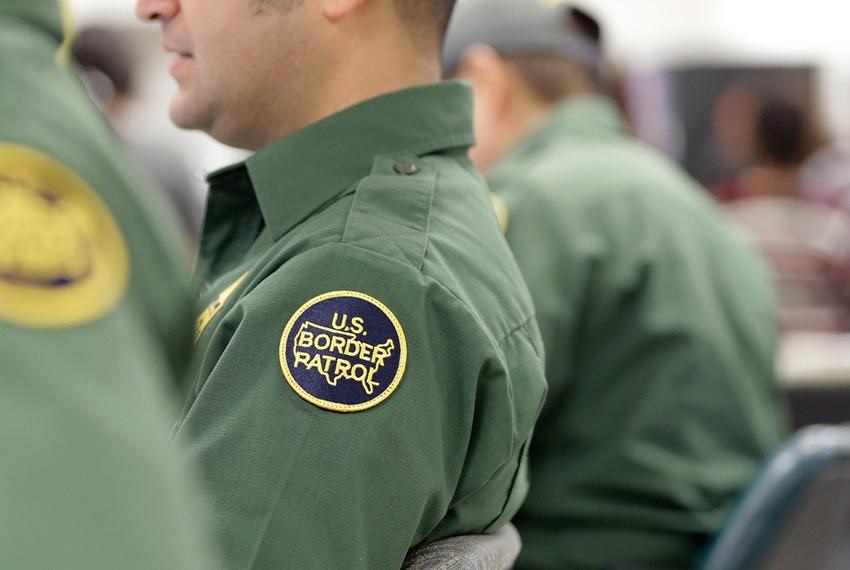 Border patrol union criticizes Harris after Arizona border visit