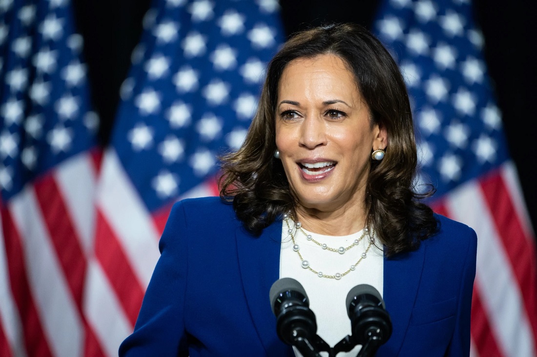 Harris accuses Trump of “demeaning and belittling” Americans ahead of rally